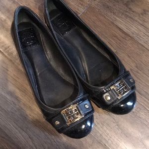 Tory Burch size 8 black flats